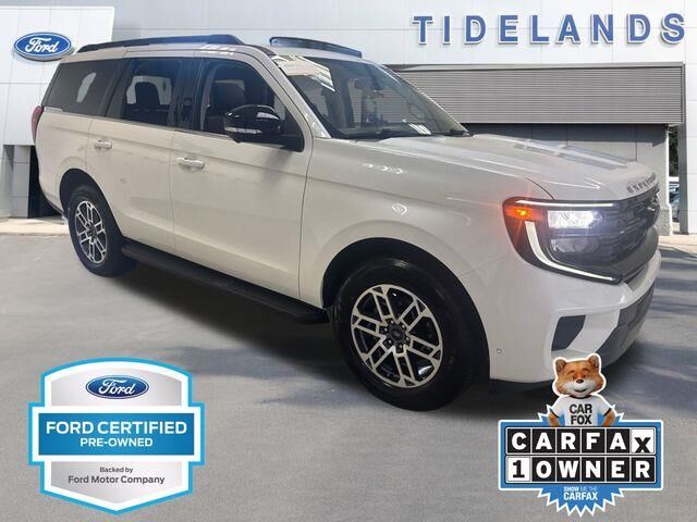 2025 Ford Expedition Active — photo 1 of 26