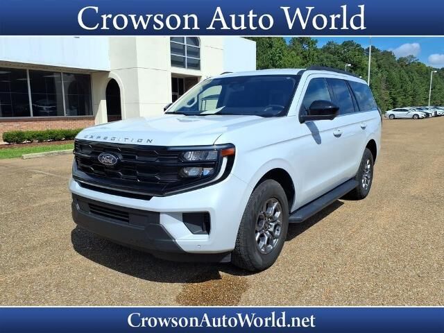 2025 Ford Expedition Active — photo 1 of 26