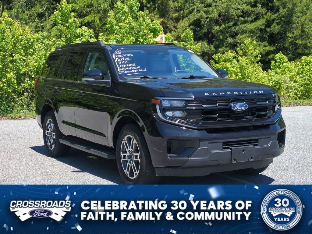 2025 Ford Expedition Active — photo 1 of 27