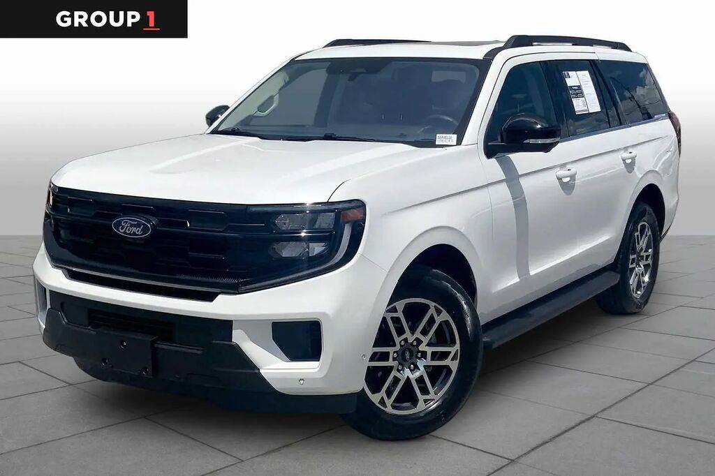 2025 Ford Expedition Active — photo 1 of 13