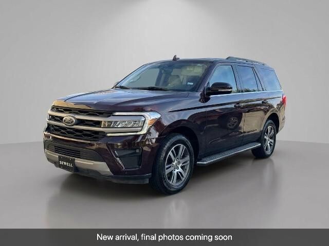 2023 Ford Expedition XLT — photo 1 of 34