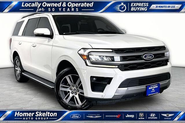 2023 Ford Expedition XLT — photo 1 of 13
