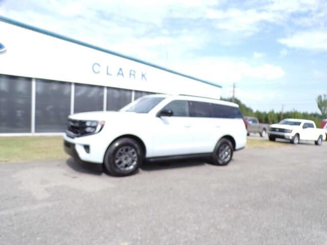 2025 Ford Expedition Active — photo 1 of 13
