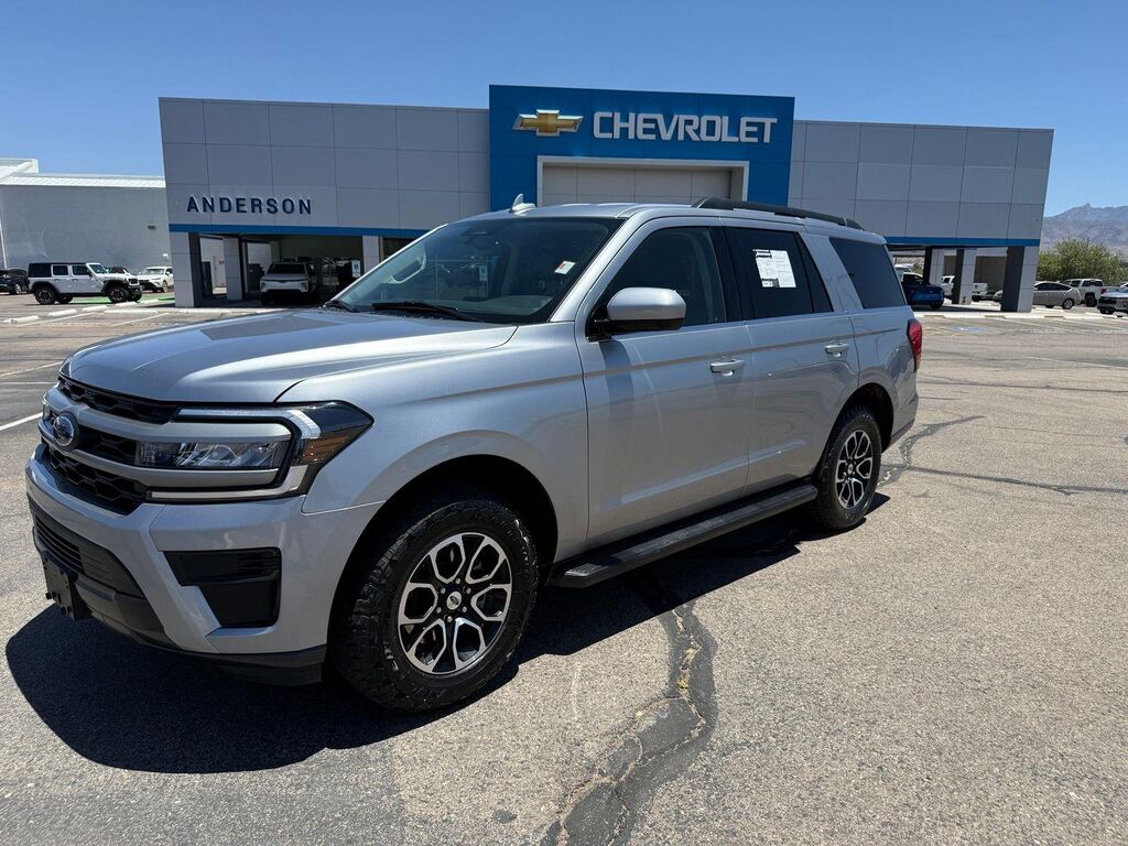 2024 Ford Expedition XLT — photo 1 of 26