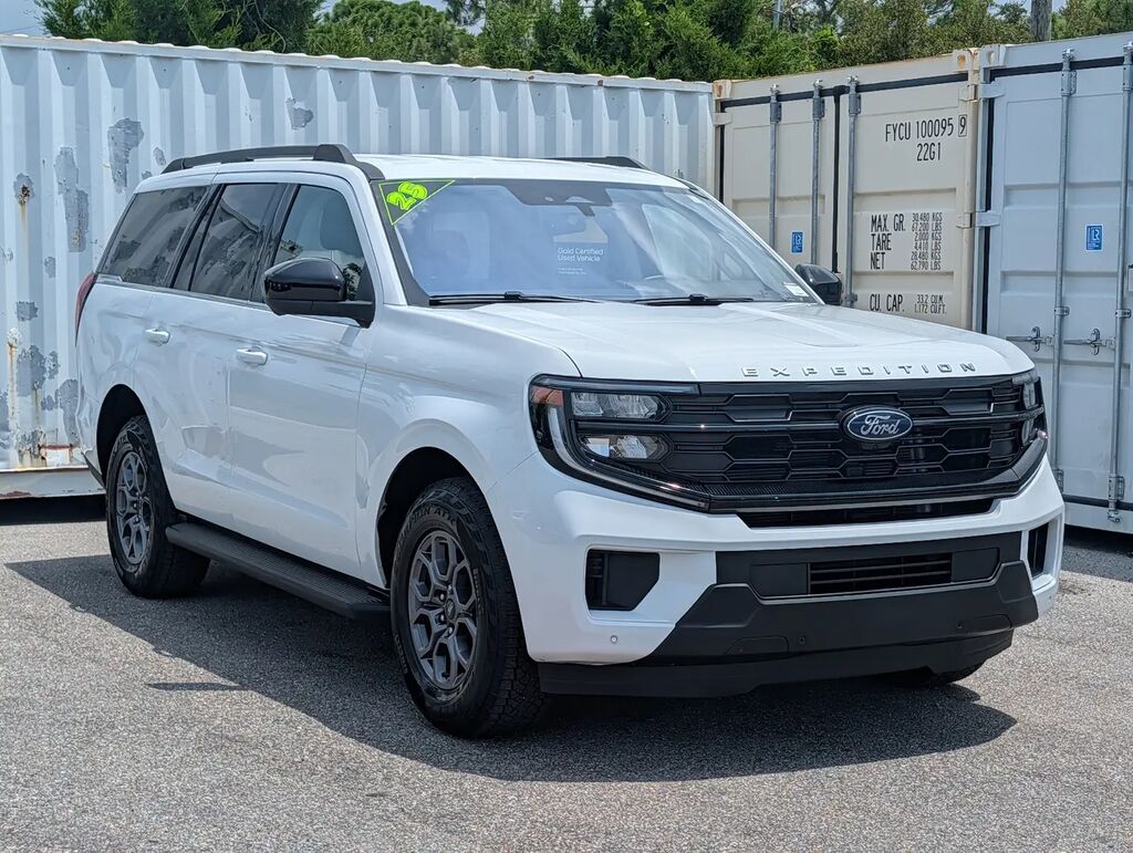 2025 Ford Expedition Active — photo 1 of 18