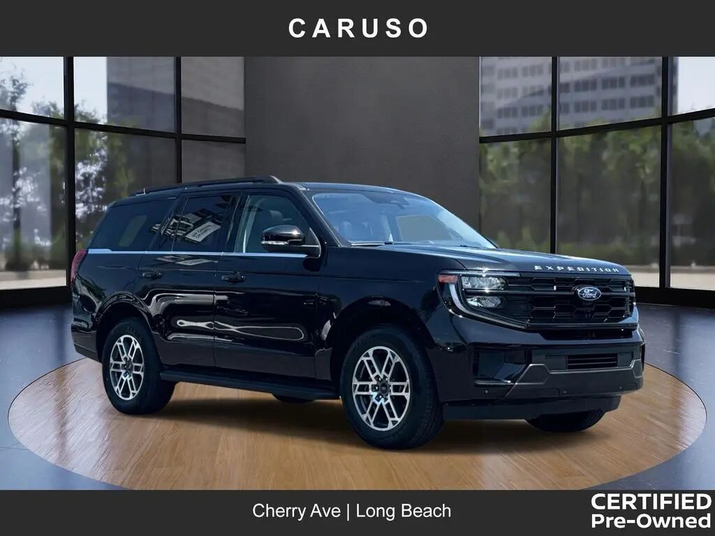 2025 Ford Expedition Active — photo 1 of 13