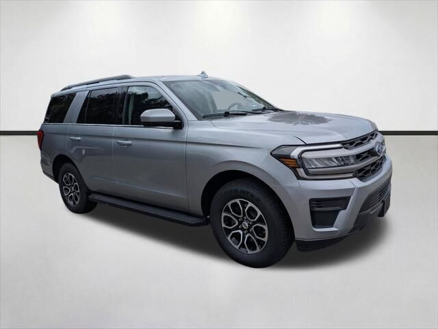 2024 Ford Expedition XLT — photo 1 of 13