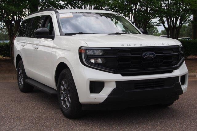 2025 Ford Expedition Active — photo 1 of 26