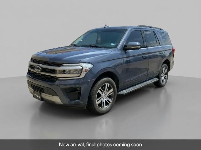 2023 Ford Expedition XLT — photo 1 of 34
