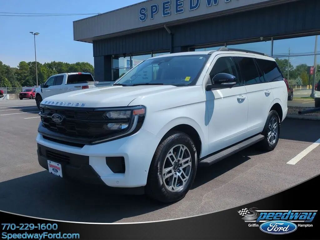 2025 Ford Expedition Active — photo 1 of 15
