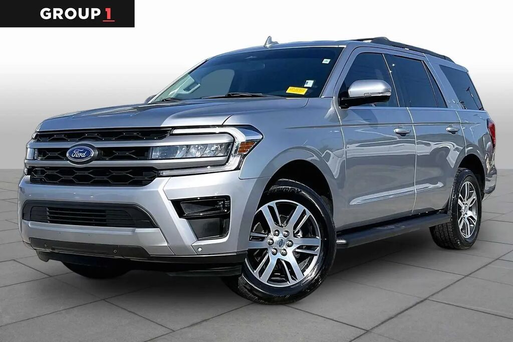 2024 Ford Expedition XLT — photo 1 of 14