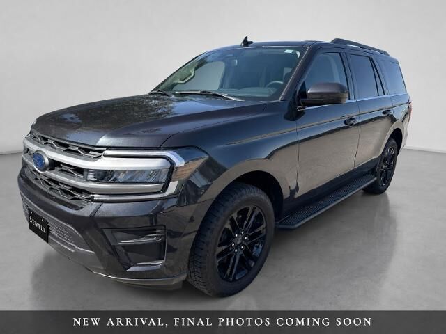 2024 Ford Expedition XLT — photo 1 of 5