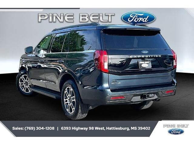 2025 Ford Expedition Active — photo 1 of 7