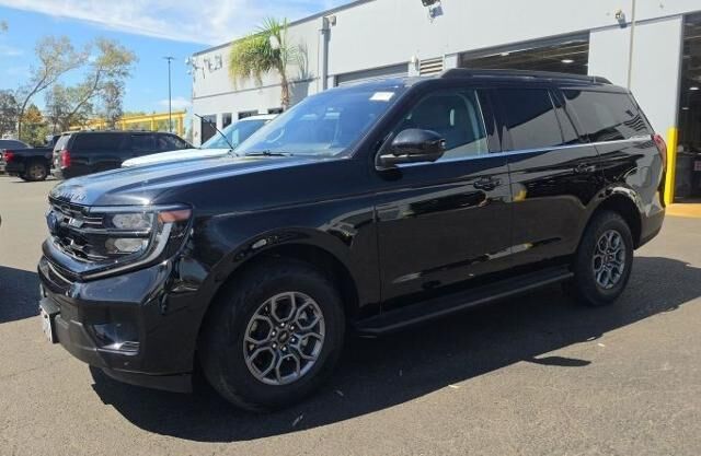 2025 Ford Expedition Active — photo 1 of 26