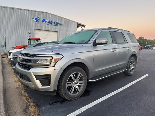 2024 Ford Expedition XLT — photo 1 of 26