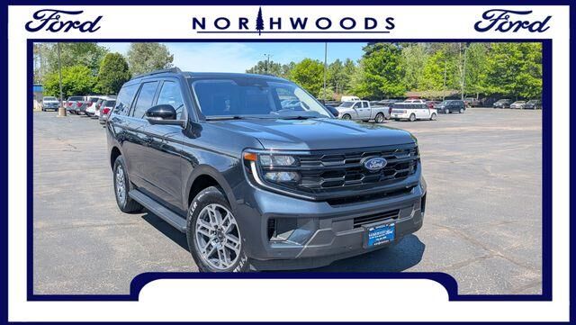 2025 Ford Expedition Active — photo 1 of 13