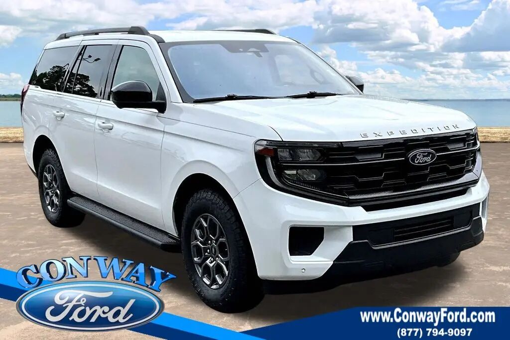 2025 Ford Expedition Active — photo 1 of 13