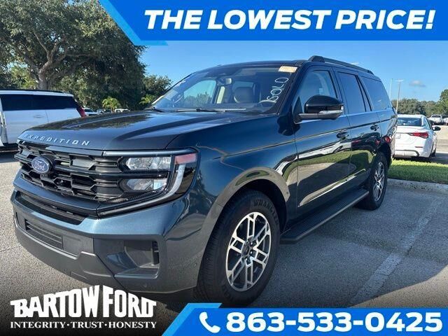 2025 Ford Expedition Active — photo 1 of 12