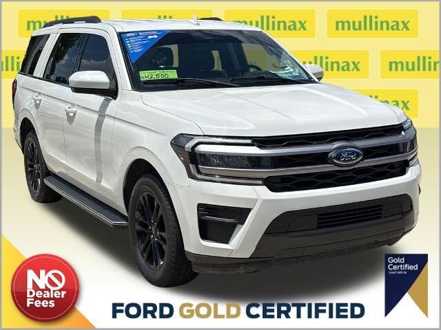 2023 Ford Expedition XLT — photo 1 of 22