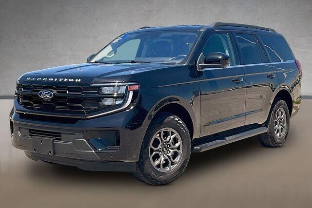 2025 Ford Expedition Active — photo 1 of 13
