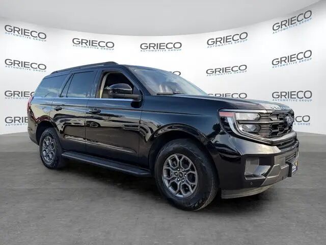 2025 Ford Expedition Active — photo 1 of 13