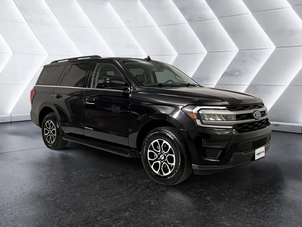 2024 Ford Expedition XLT — photo 1 of 26