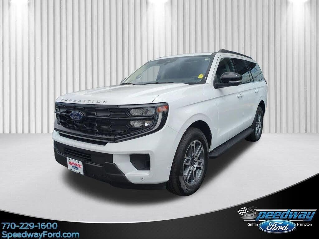 2025 Ford Expedition Active — photo 1 of 15