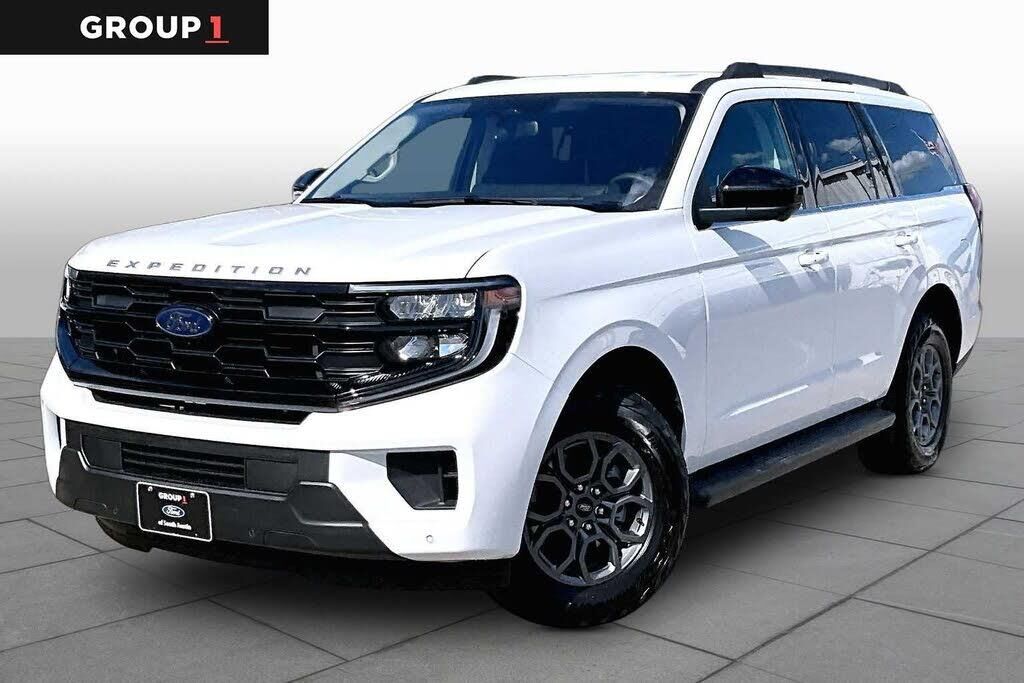 2025 Ford Expedition Active — photo 1 of 1