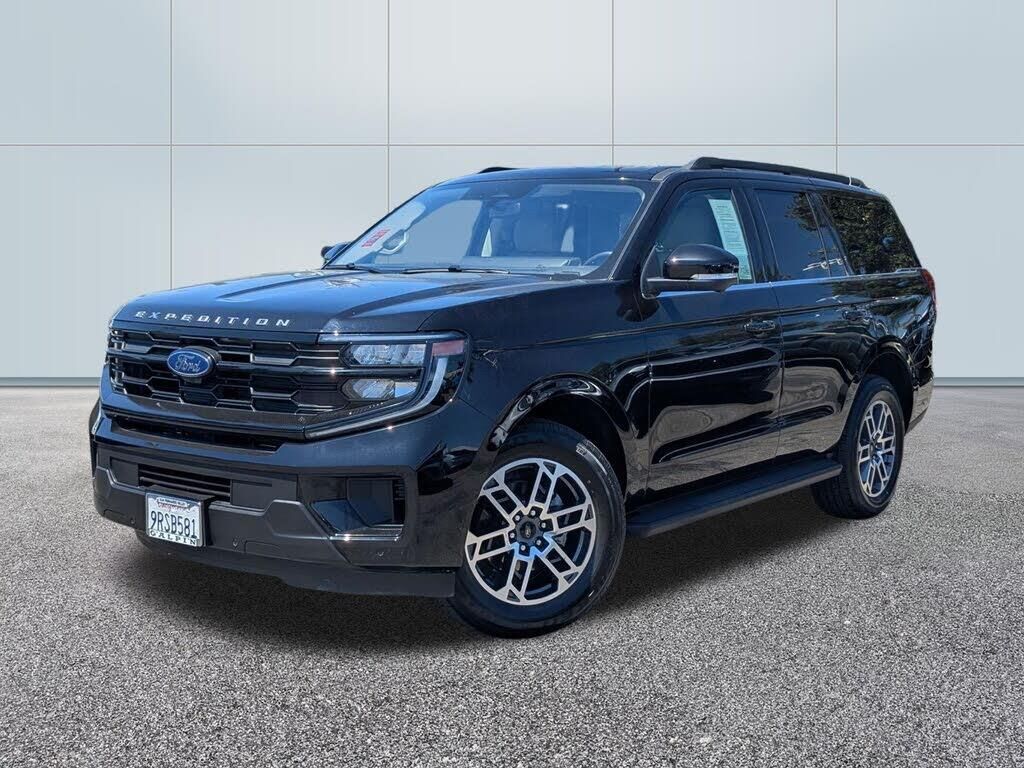 2025 Ford Expedition Active — photo 1 of 1