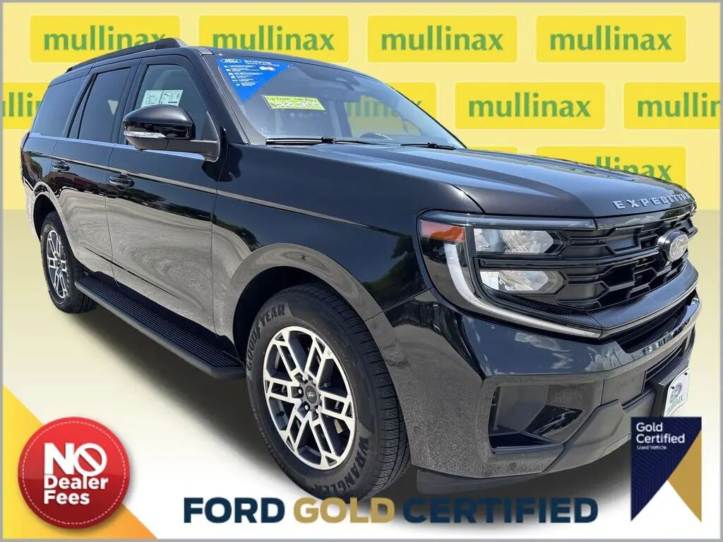 2025 Ford Expedition Active — photo 1 of 11