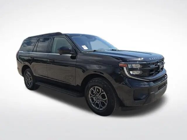 2025 Ford Expedition Active — photo 1 of 13