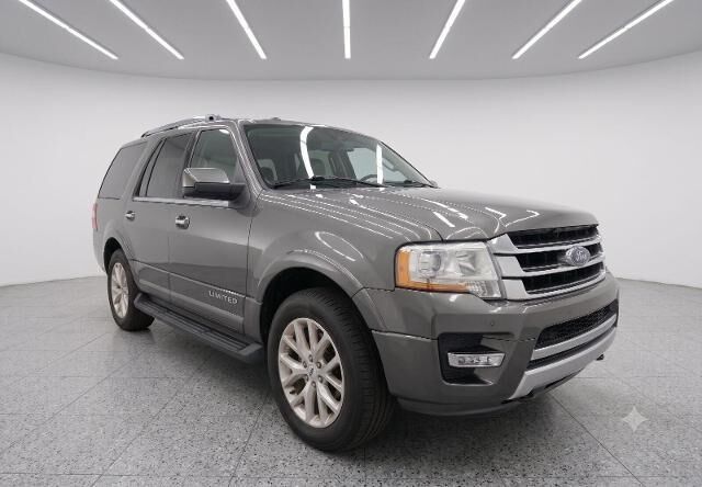 2017 Ford Expedition XLT — photo 1 of 27