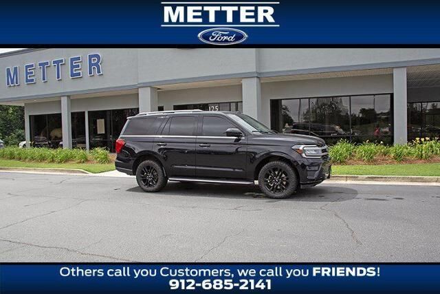 2022 Ford Expedition XLT — photo 1 of 13