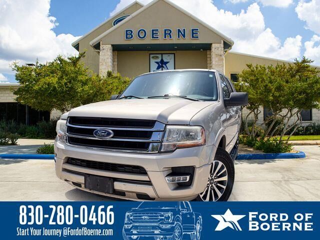 2017 Ford Expedition XLT — photo 1 of 26
