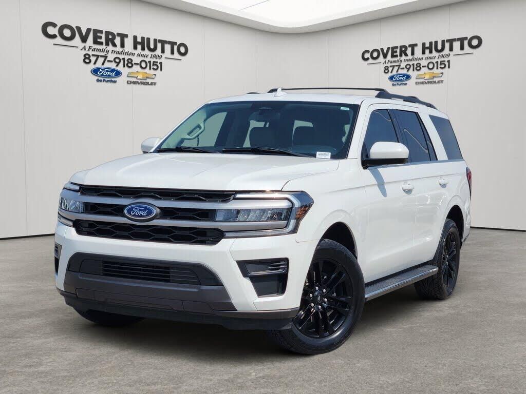 2022 Ford Expedition XLT — photo 1 of 17