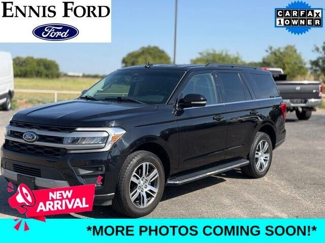 2022 Ford Expedition XLT — photo 1 of 26