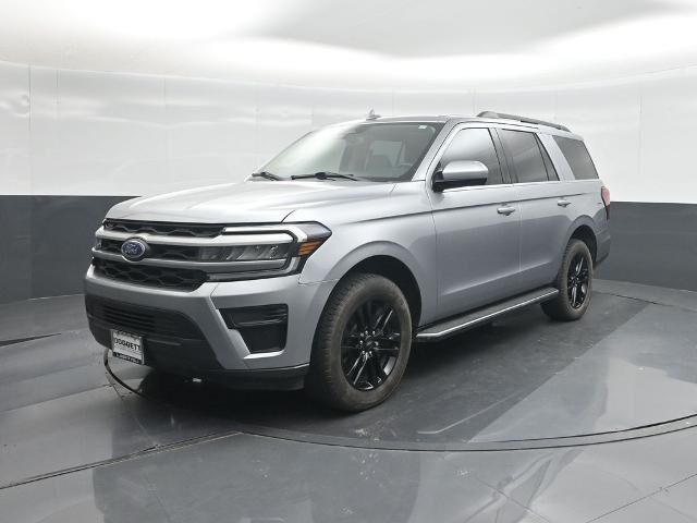 2022 Ford Expedition XLT — photo 1 of 39