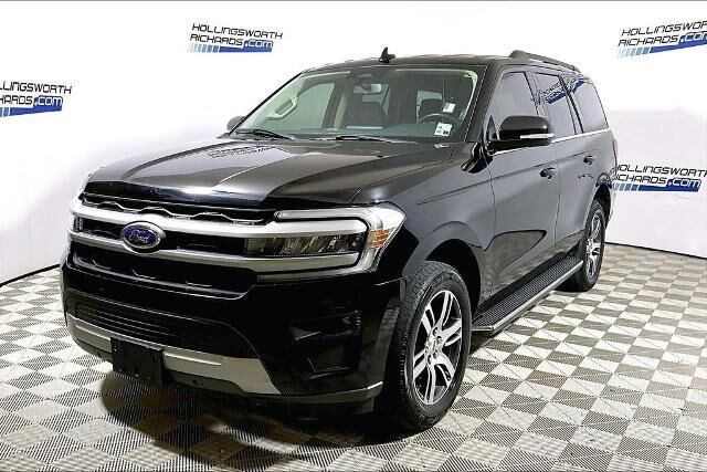 2022 Ford Expedition XLT — photo 1 of 26