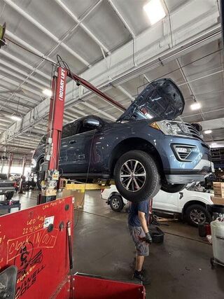 2019 Ford Expedition XLT — photo 1 of 1