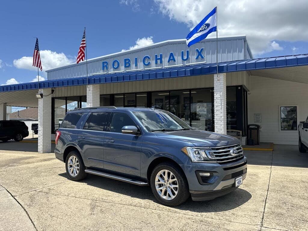 2020 Ford Expedition XLT — photo 1 of 1