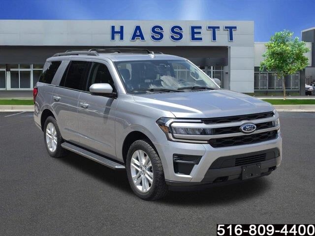 2023 Ford Expedition XLT — photo 1 of 26
