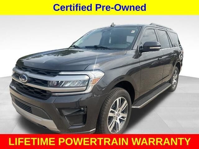 2023 Ford Expedition XLT — photo 1 of 39