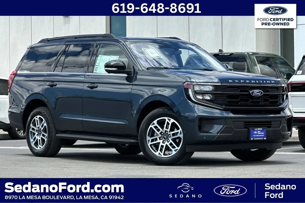 2025 Ford Expedition Active — photo 1 of 13