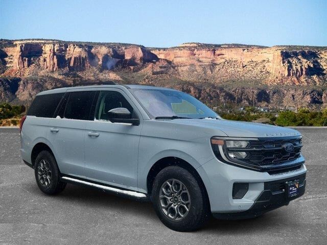 2025 Ford Expedition Active — photo 1 of 13