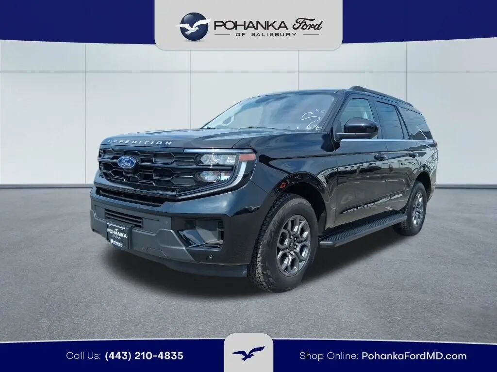 2025 Ford Expedition Active — photo 1 of 13