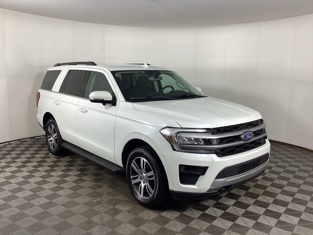 2024 Ford Expedition XLT — photo 1 of 19
