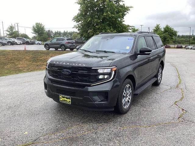 2025 Ford Expedition Active — photo 1 of 2