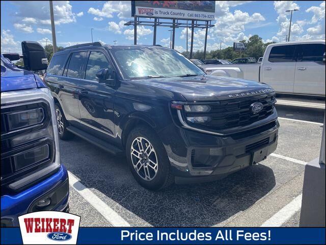 2025 Ford Expedition Active — photo 1 of 26