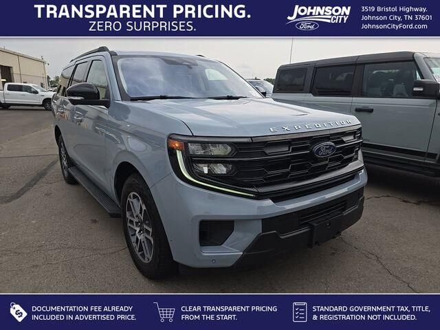 2025 Ford Expedition Active — photo 1 of 15