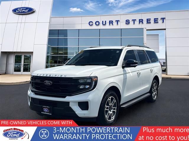 2026 Ford Expedition Active — photo 1 of 13
